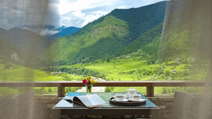 COMO Uma Bhutan luxe hotel deals