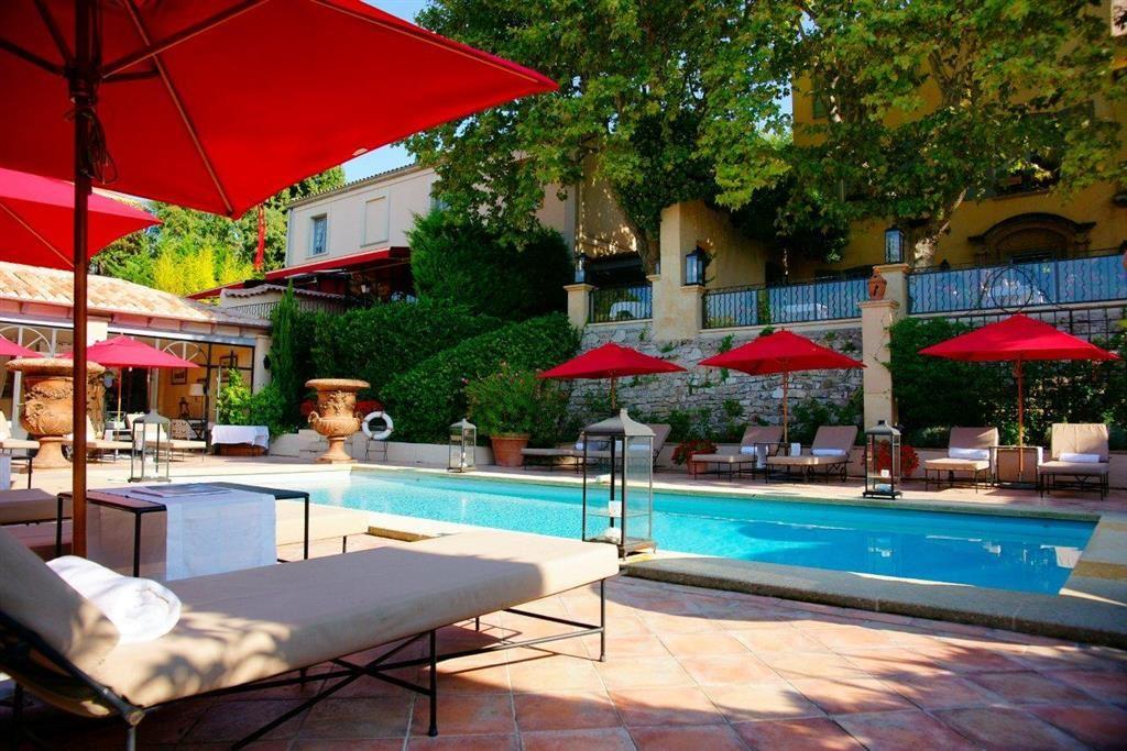 Villa Gallici luxe hotel deals