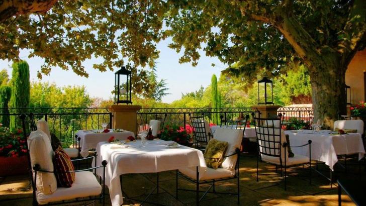 Villa Gallici luxe hotel deals