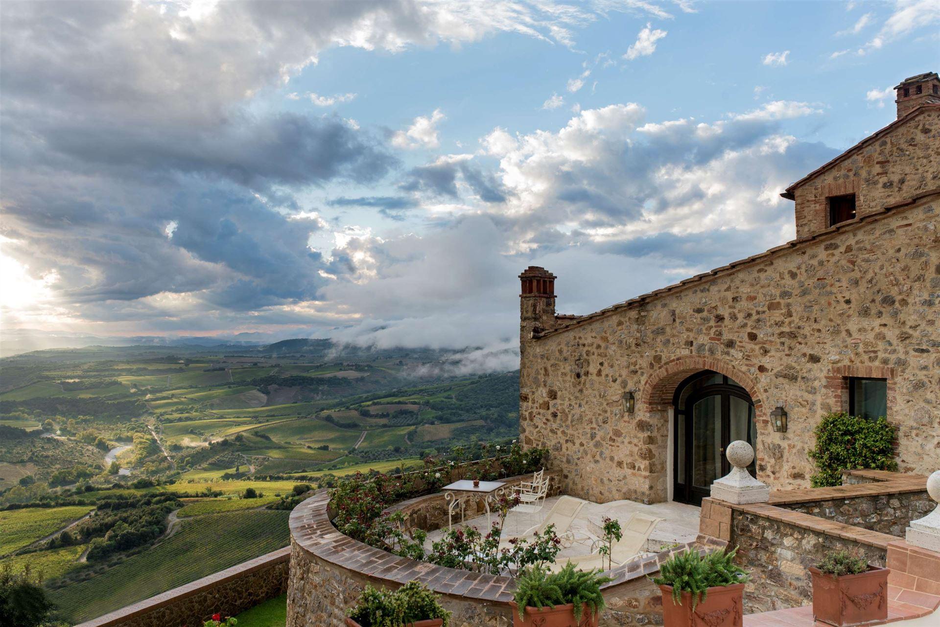 Castello di Velona Resort, Thermal SPA & Winery luxe hotel deals