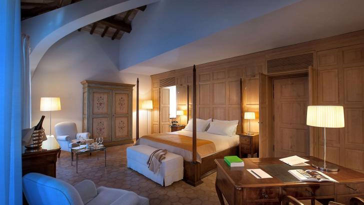 Palazzo Seneca luxe hotel deals