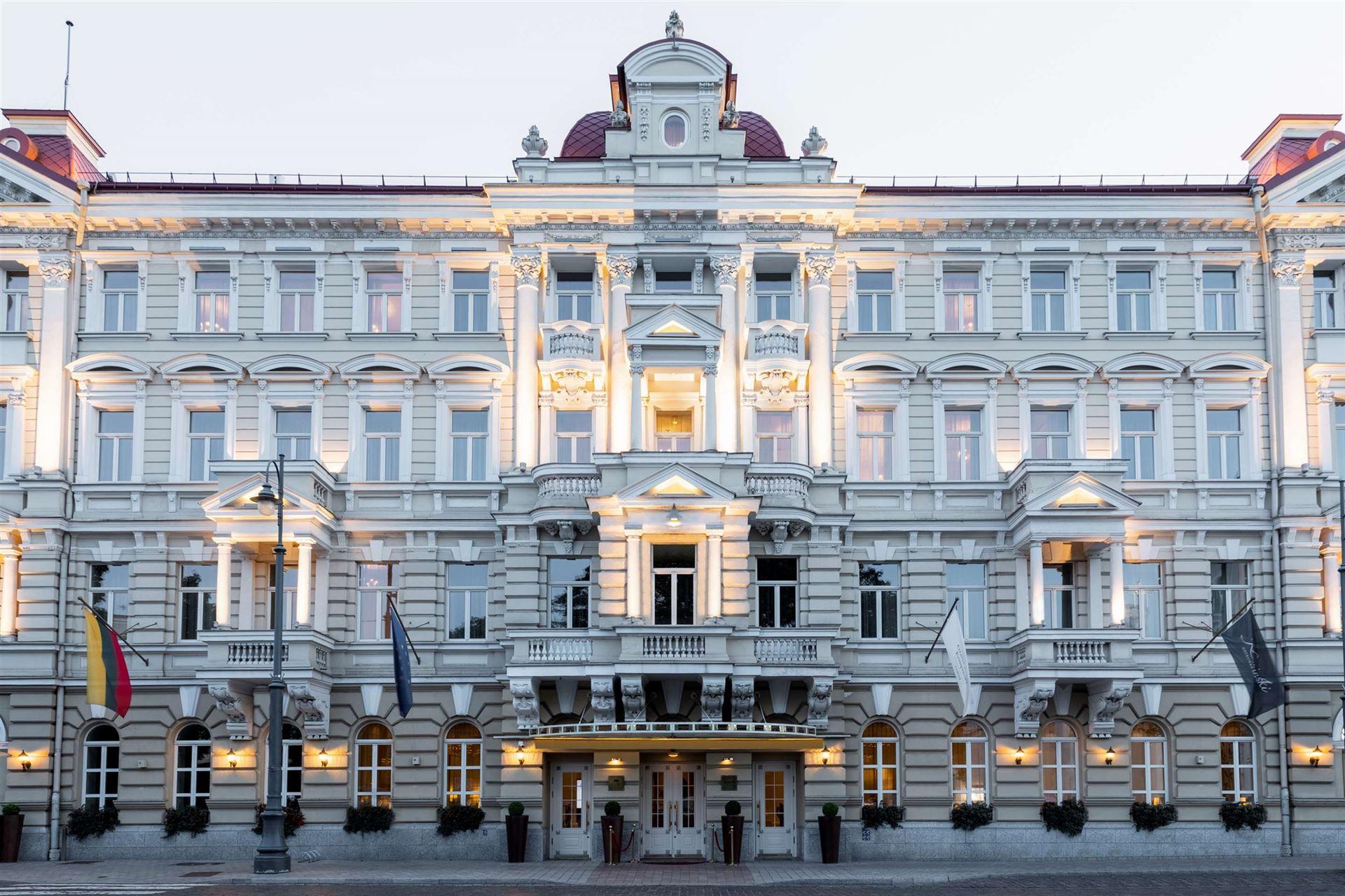 Grand Hotel Kempinski Vilnius luxe hotel deals