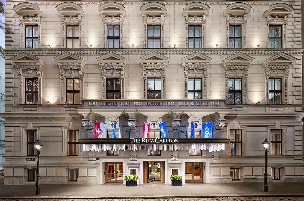 The Ritz-Carlton, Vienna luxe hotel deals