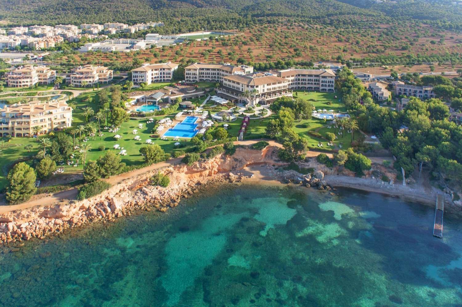 The St. Regis Mardavall Mallorca Resort luxe hotel deals