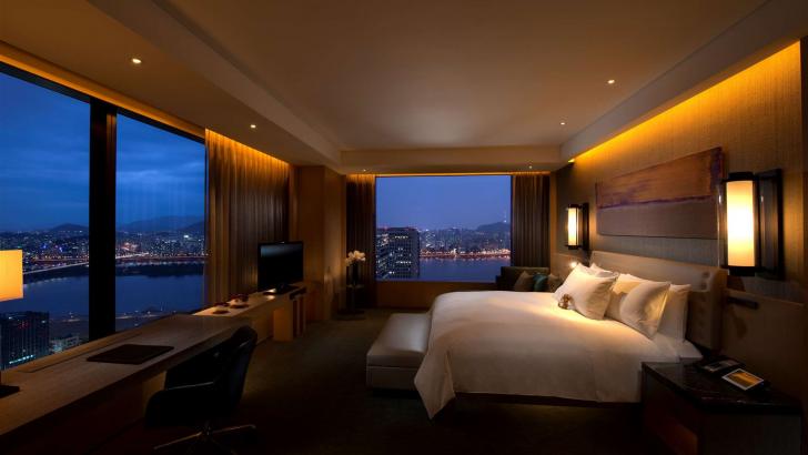 Conrad Seoul luxe hotel deals
